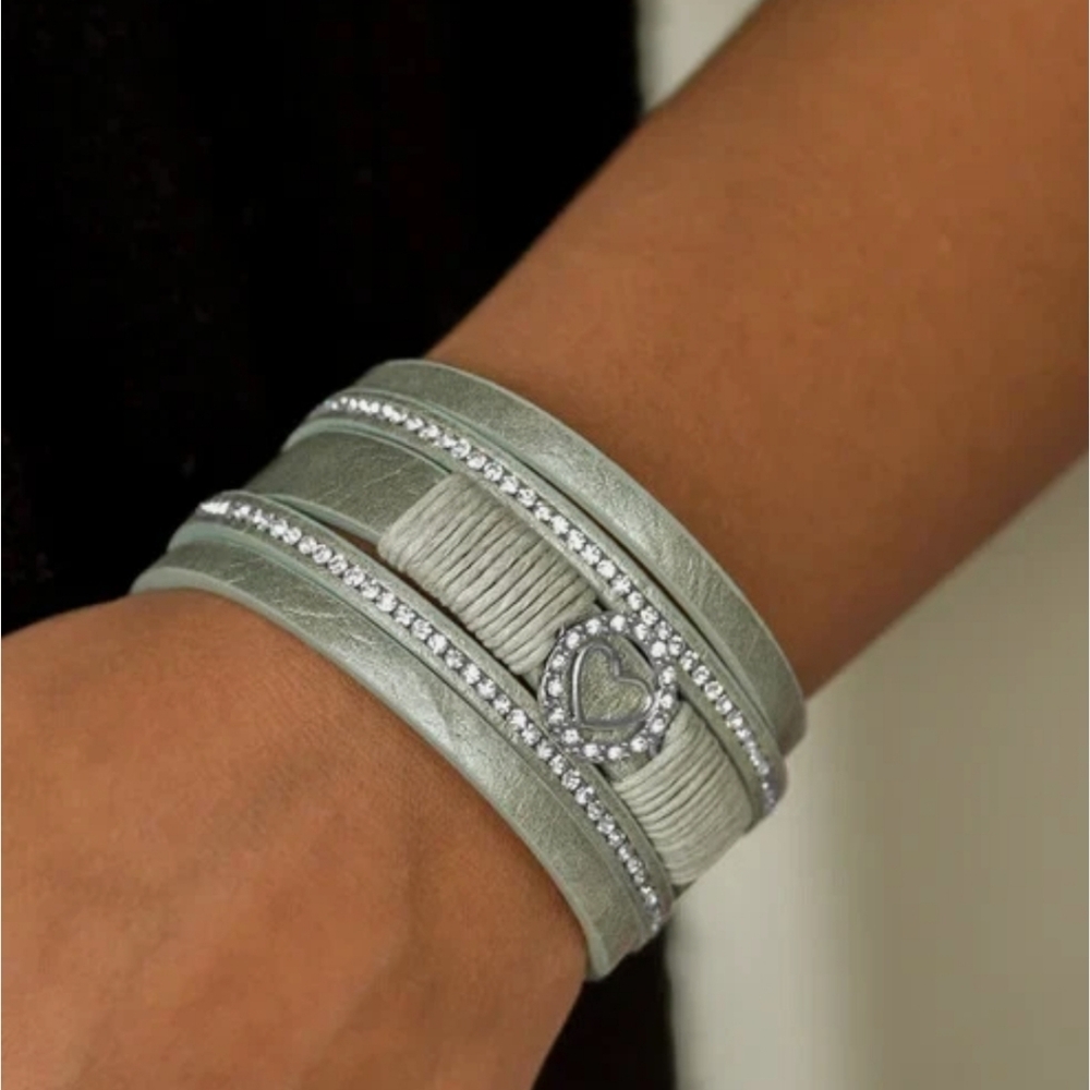 Paparazzi Metallic Green Wide Band Silver Heart Bracelet